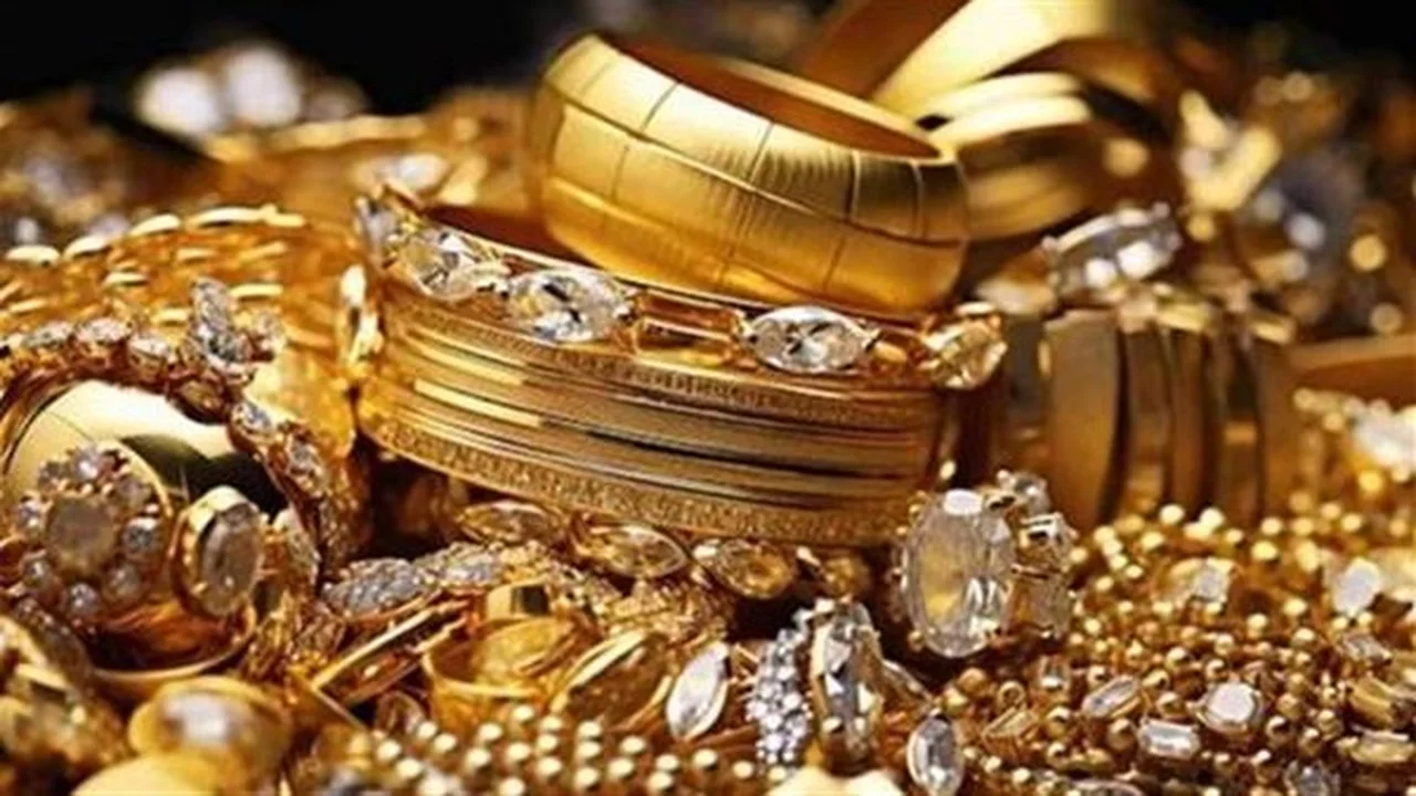 ثبات سعر جرام الذهب عيار 21 داخل الأسواق القطرية عند 502.95 ريال